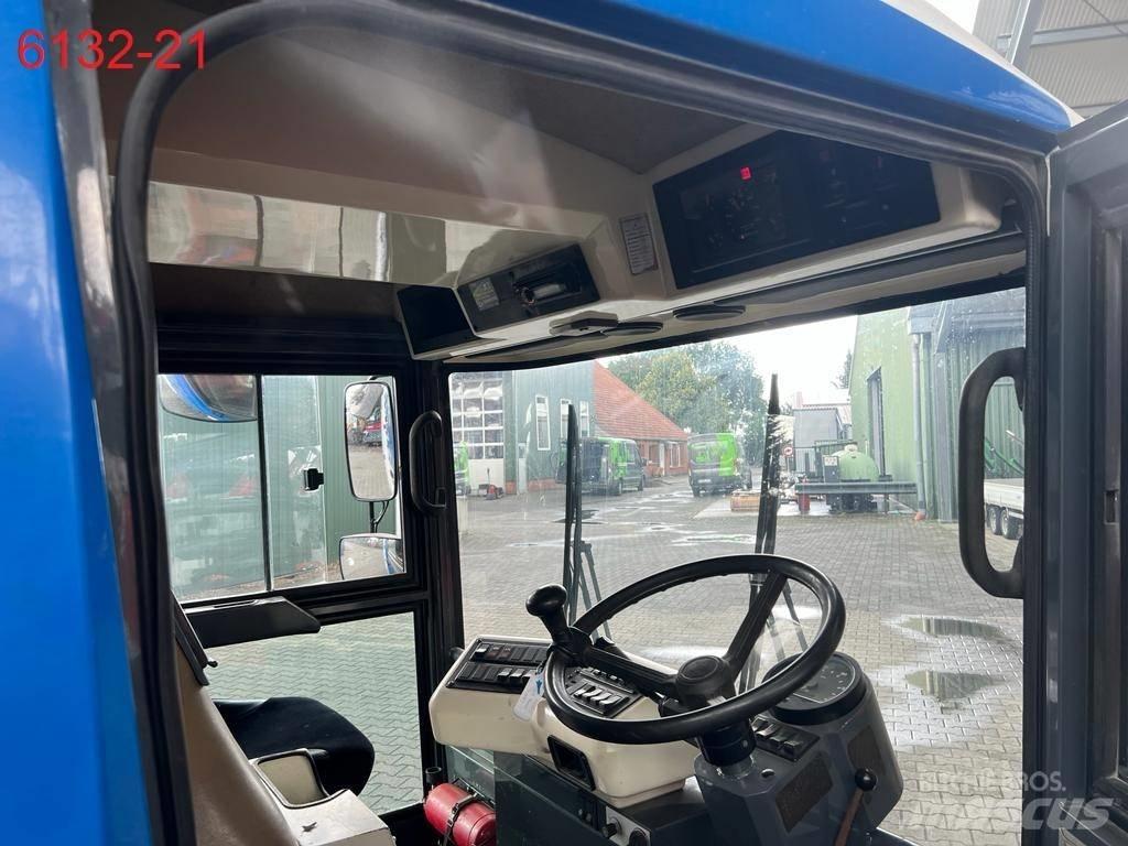 Ravo 540 Sweeper trucks