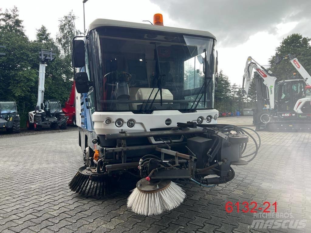 Ravo 540 Sweeper trucks