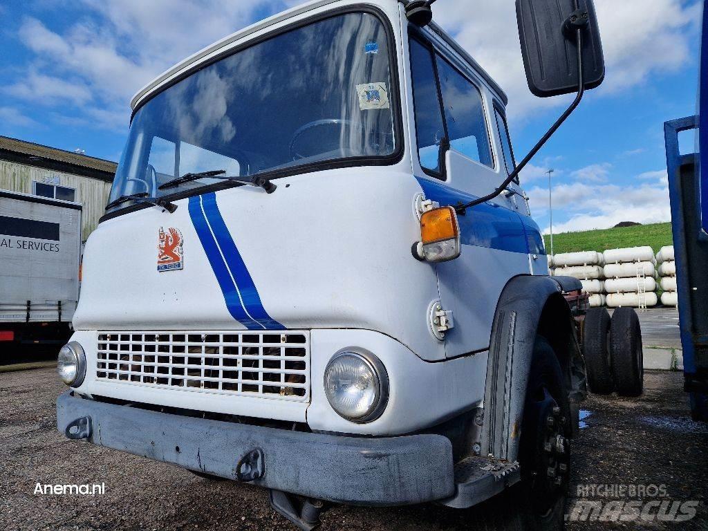 Bedford TK 1020 Conventional Trucks / Tractor Trucks