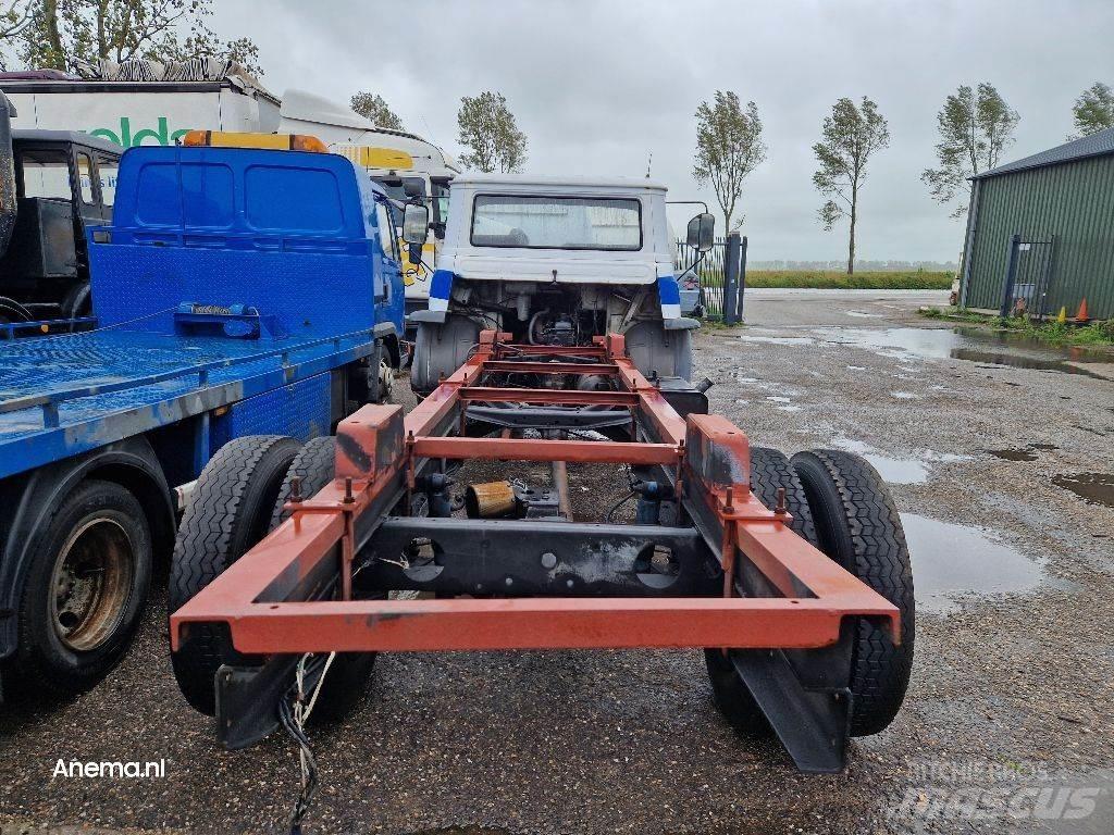 Bedford TK 1020 Conventional Trucks / Tractor Trucks