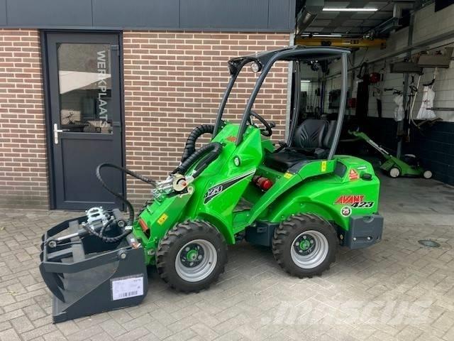Avant 423 TDL Mini Loader