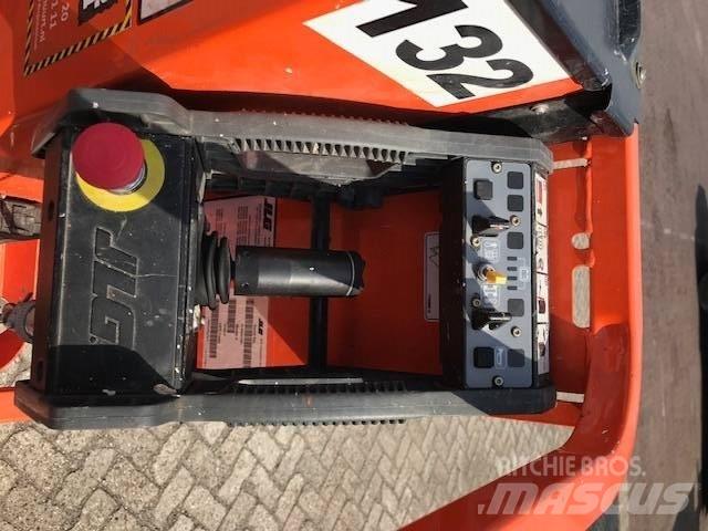 JLG 1230 ES Scissor Lifts