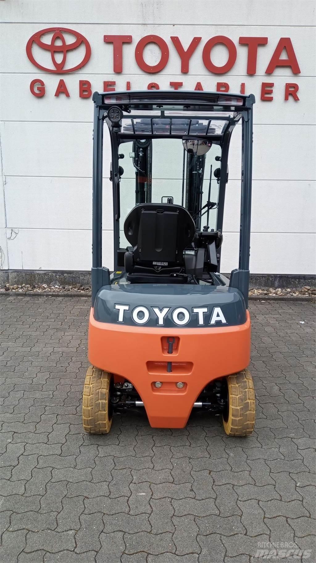 Toyota 8FBMK16T Electric Forklifts