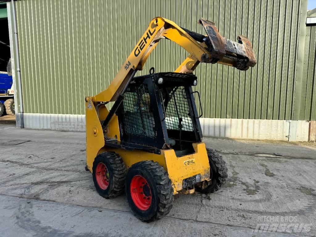 Gehl R 165 Skid Steer Loaders