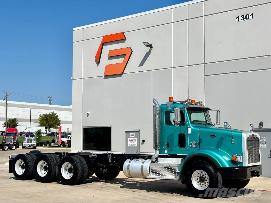 Peterbilt 365 Conventional Trucks / Tractor Trucks