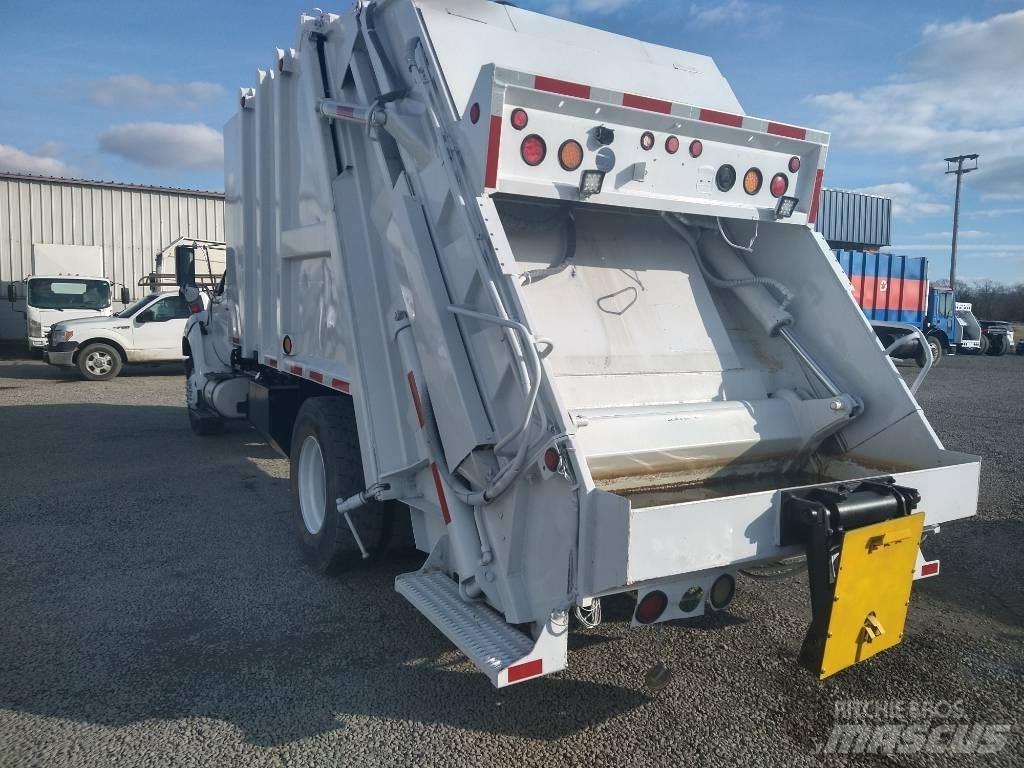 Ford F750 Garbage Trucks / Recycling Trucks