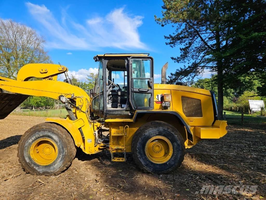 CAT 930 M Wheel Loaders