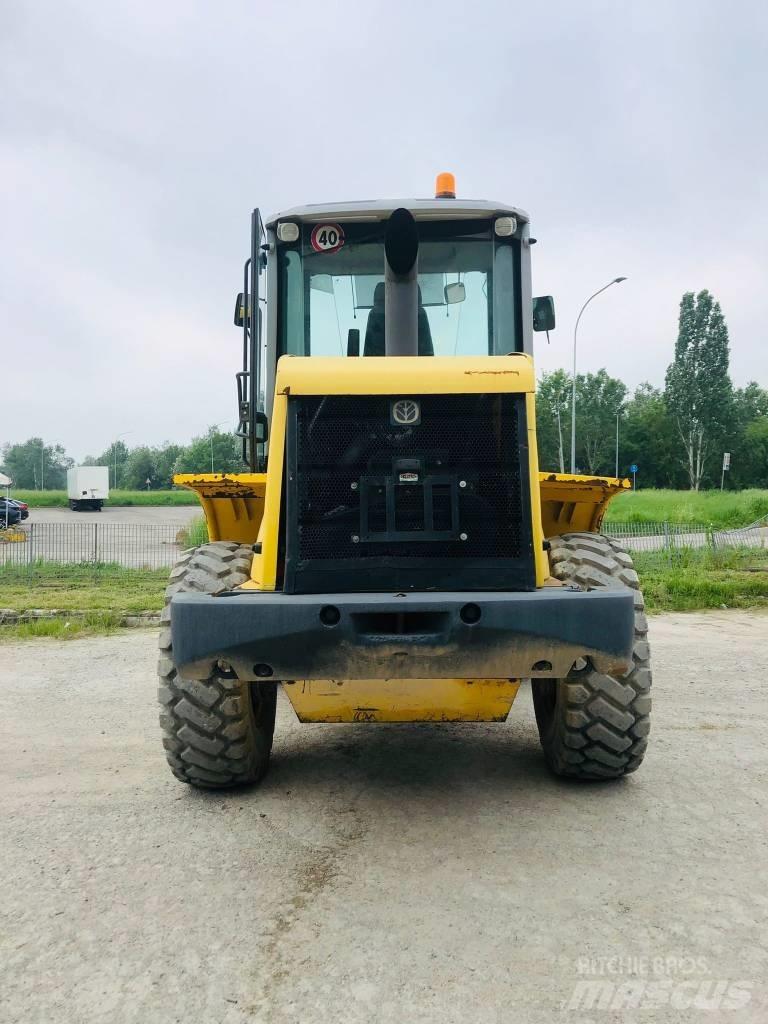 New Holland W 110 B Wheel Loaders
