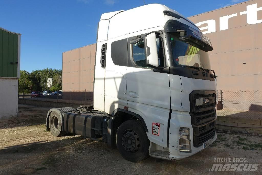 Ford F-Max 500 Conventional Trucks / Tractor Trucks