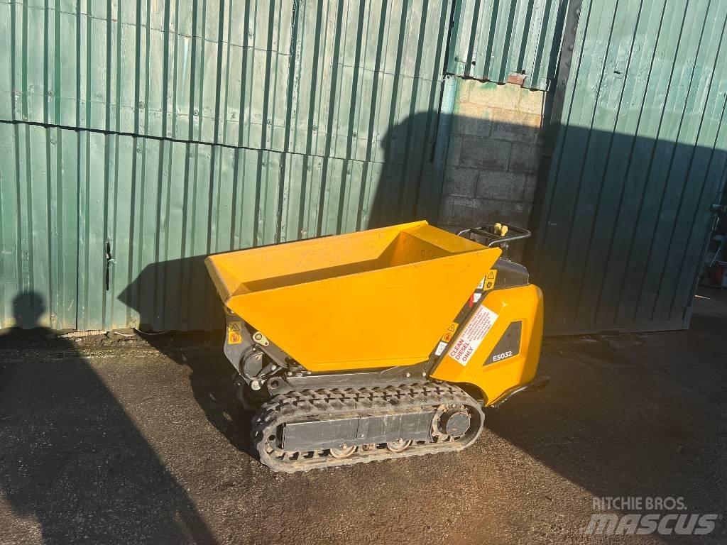 JCB HT D5 Tracked Dumpers