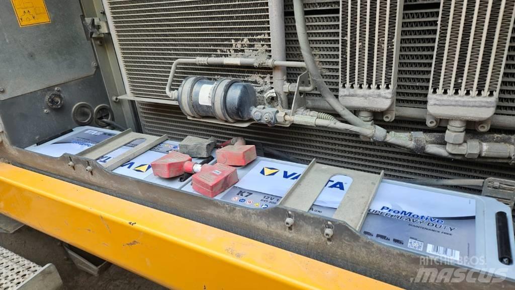 Liebherr LH 30 M Waste / Industry Handlers