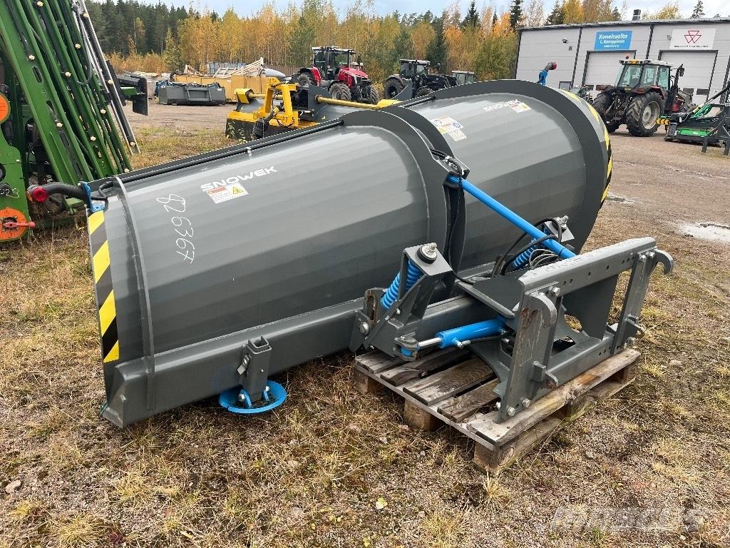Snowek A370 Snow Blades And Plows