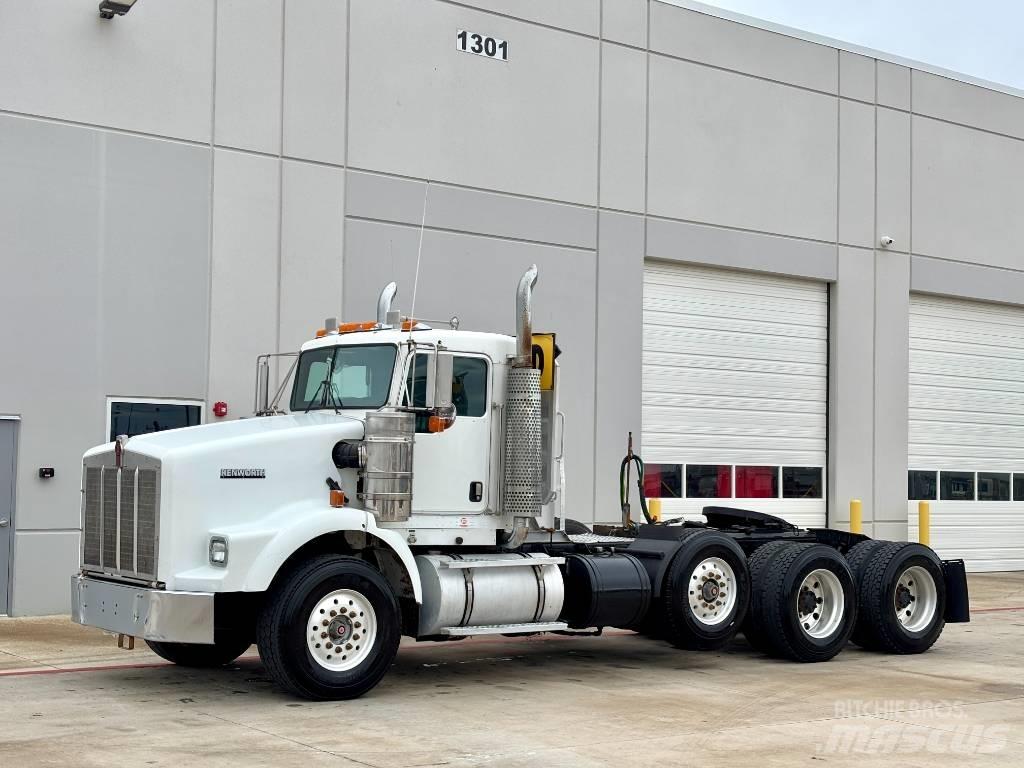 Kenworth T 800 Conventional Trucks / Tractor Trucks