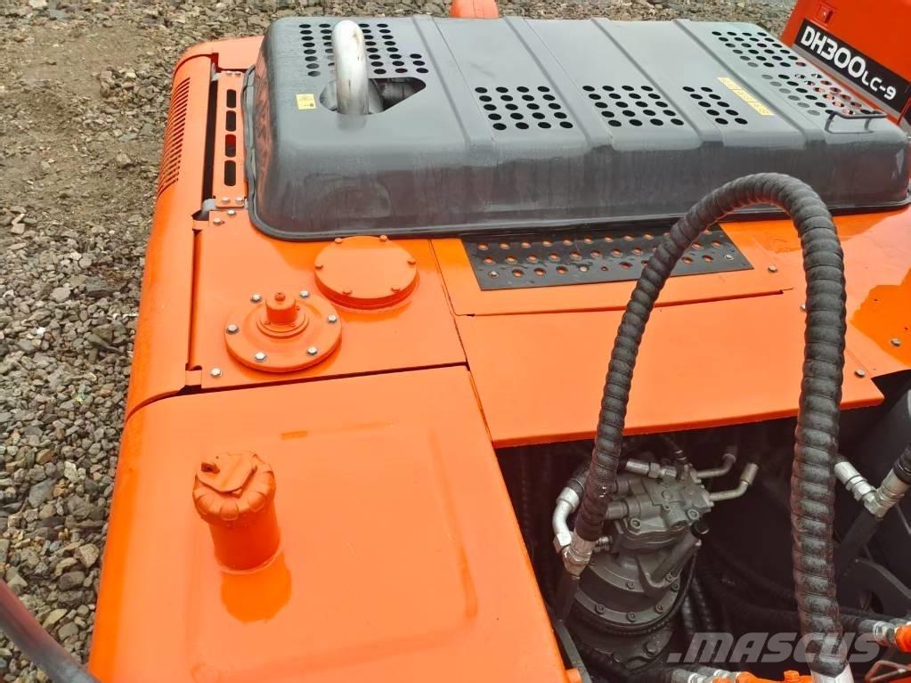 Hitachi ZX 200 Crawler Excavators