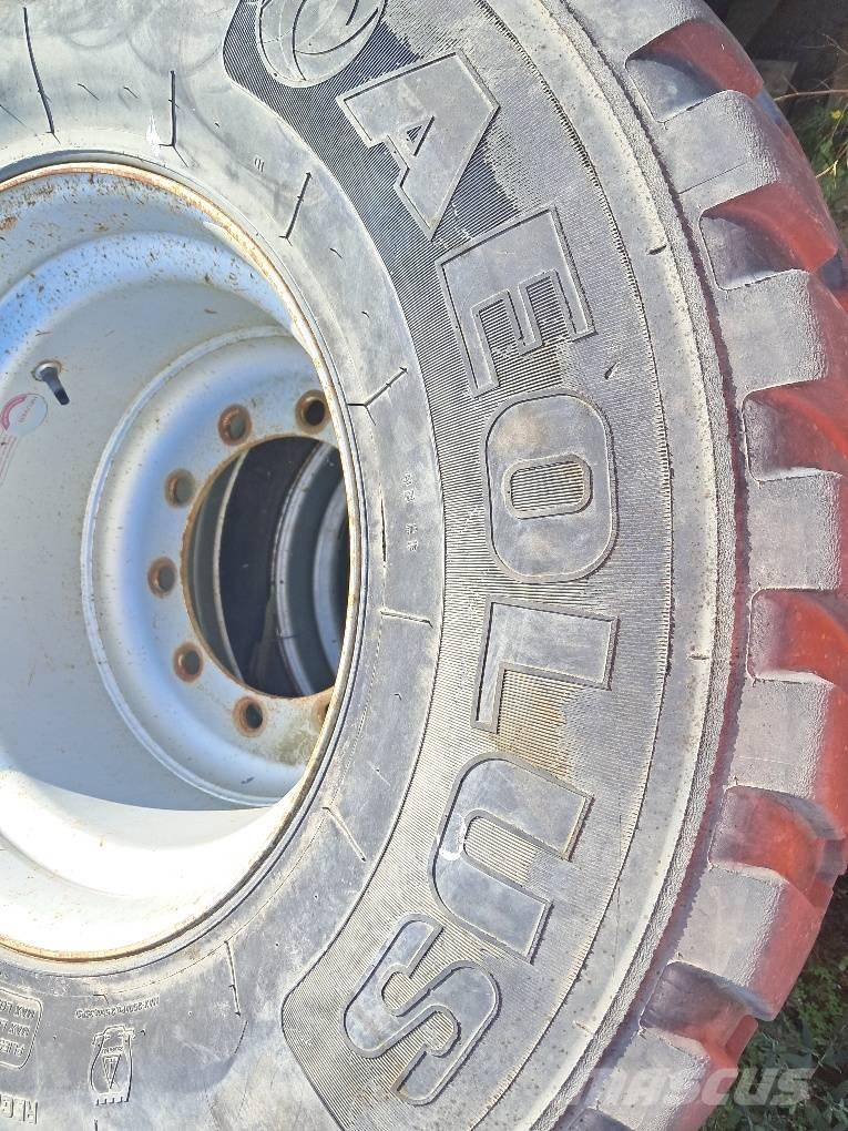 Aeolus 600/50R22.5 Tires, wheels and rims