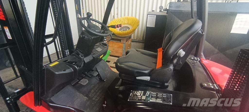 Manitou MI 25 Diesel Forklifts