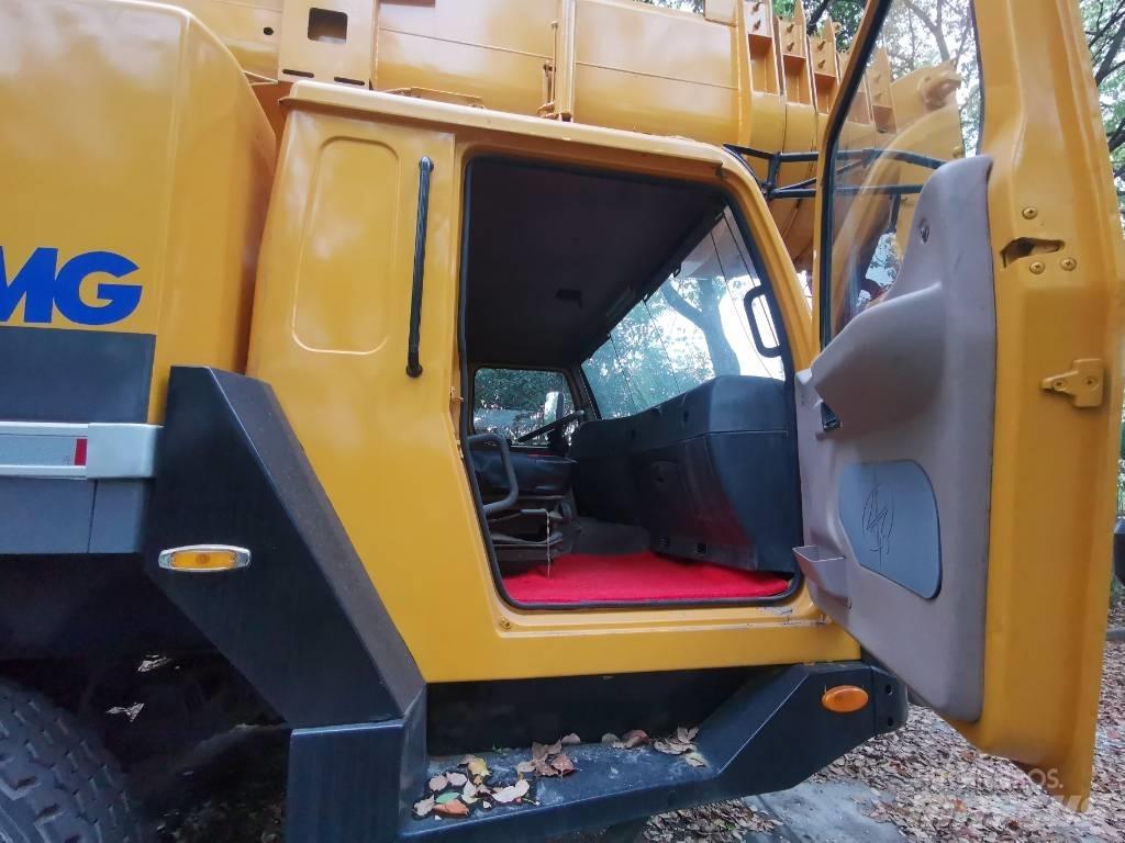 XCMG QY 130 K Mobile and all terrain cranes