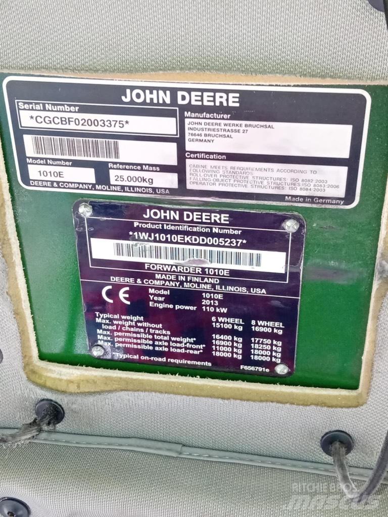 John Deere 1010 E Forwarders