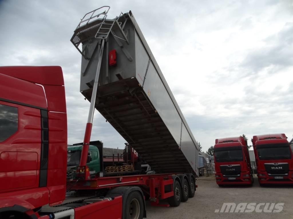 Benalu C39 Grain / Hopper / Tipper Trailers