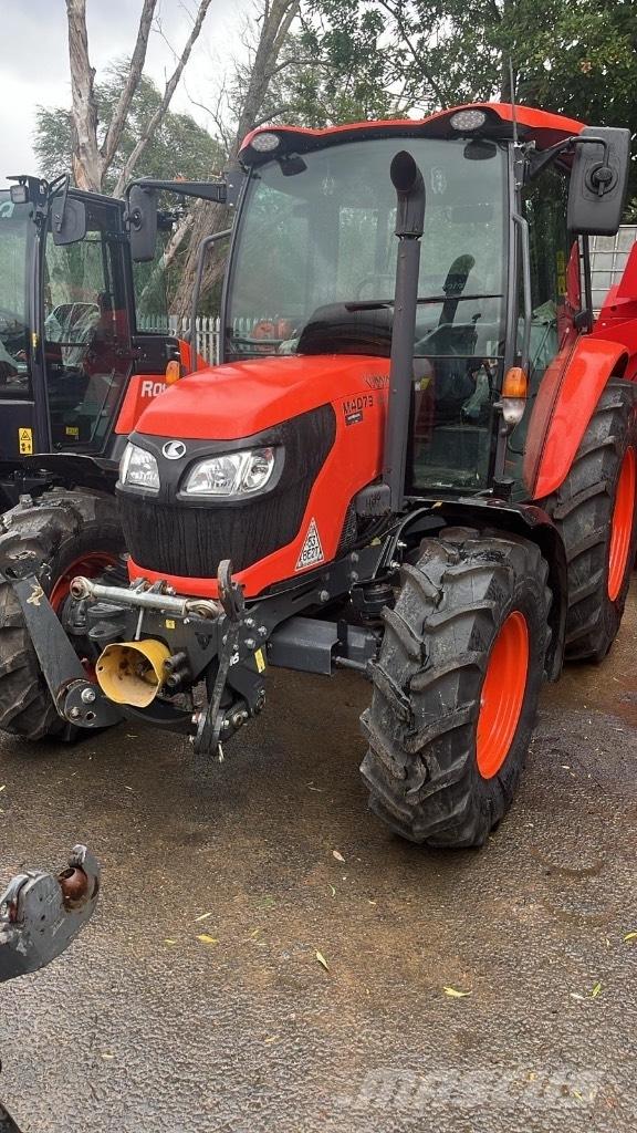 Kubota M 4073 Tractors