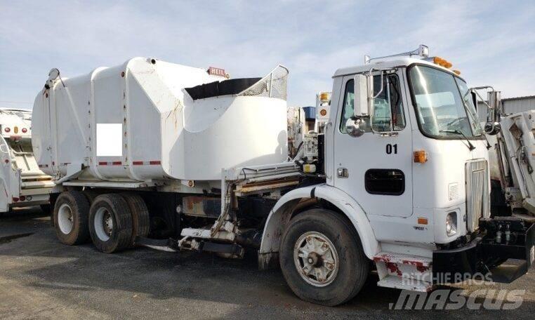 Volvo XPEDITOR Garbage Trucks / Recycling Trucks