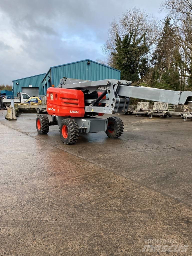 SkyJack SJ 63 AJ Articulated boom lifts