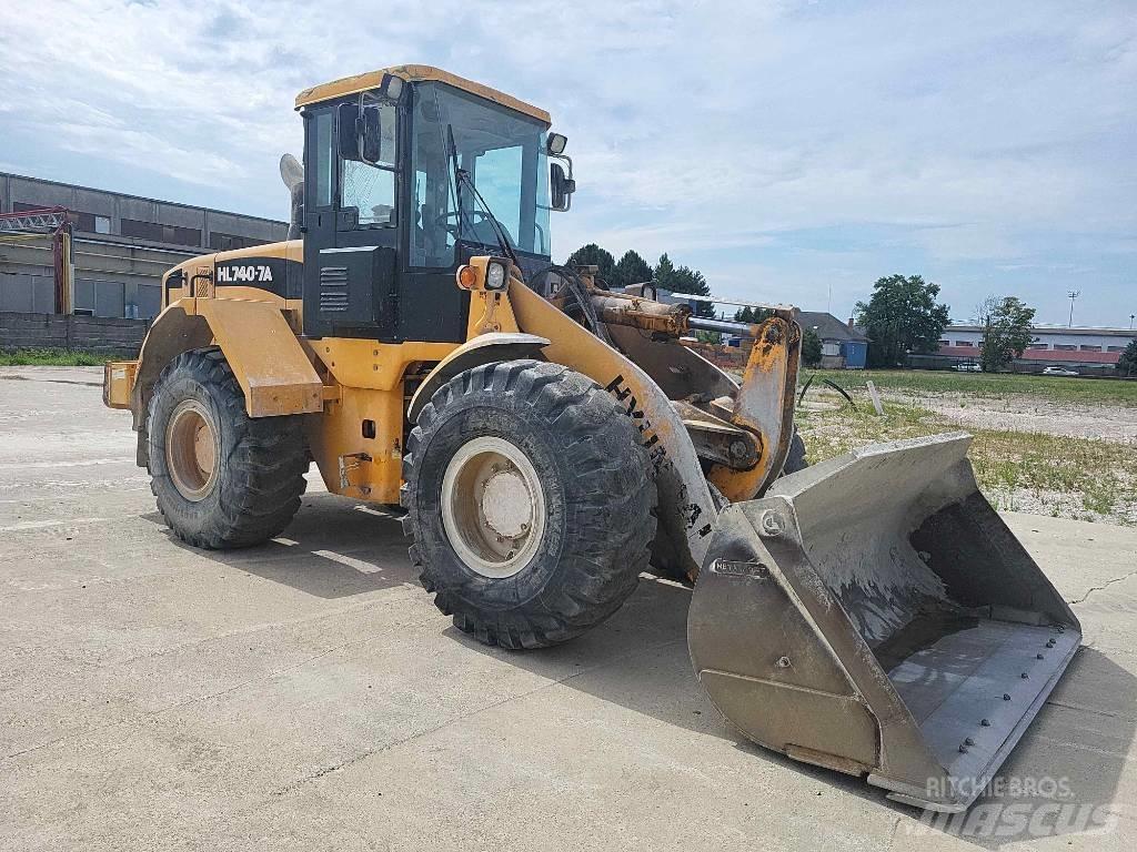 Hyundai HL 740-7 A Wheel Loaders