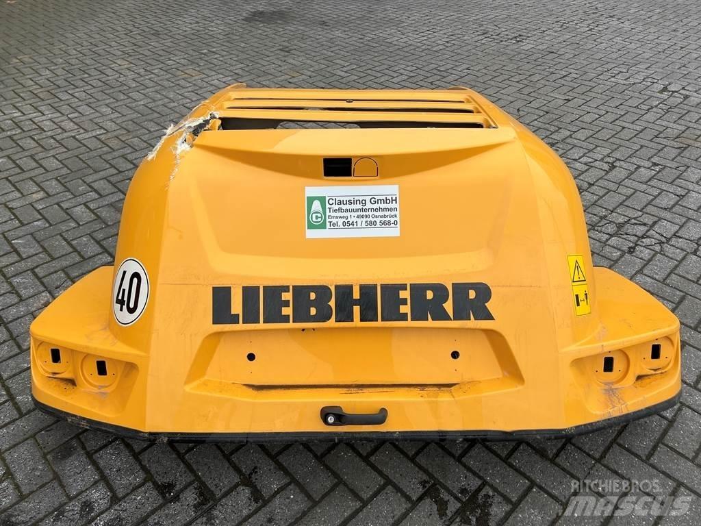 Liebherr L 538 Chassis and suspension