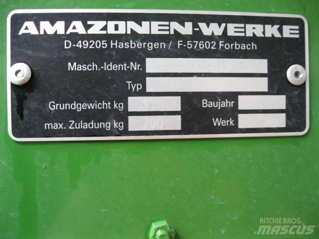 Amazone D9-30 Super Farm Drills