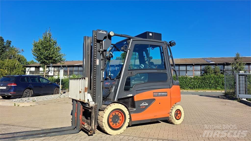 Linde E50HL Electric Forklifts