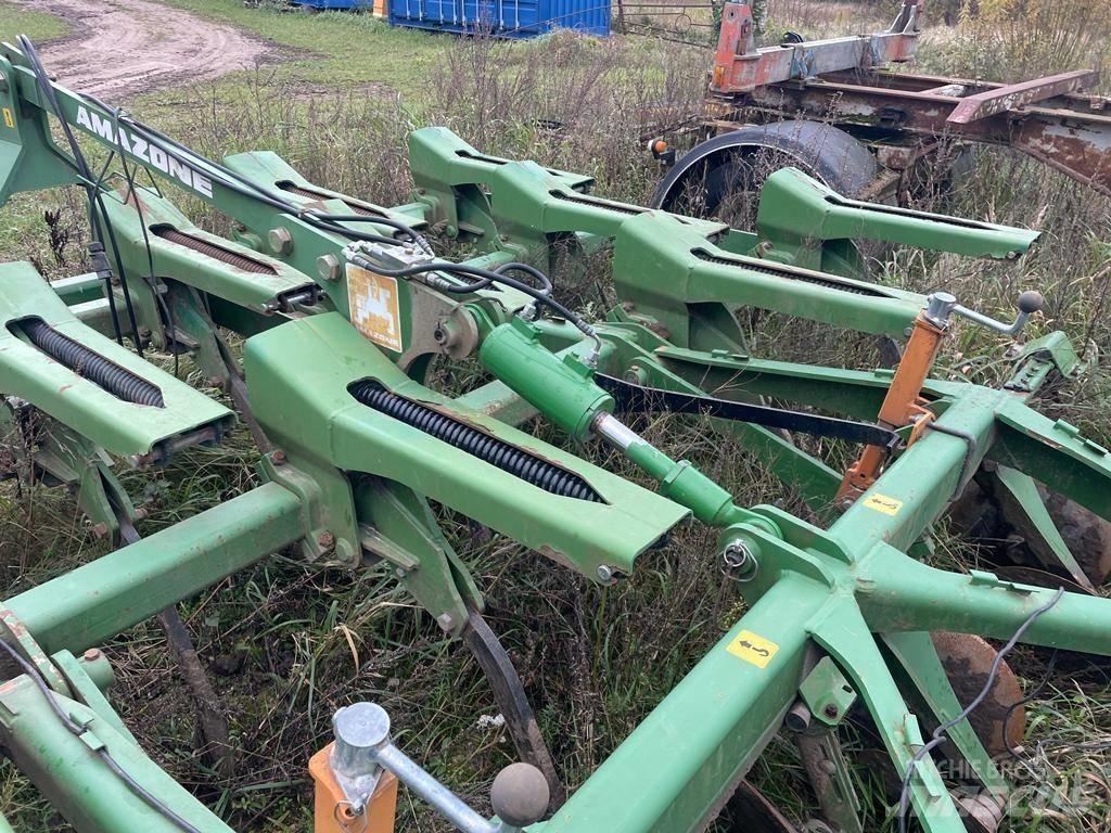 Amazone Cenius 4002 Chisel Plows