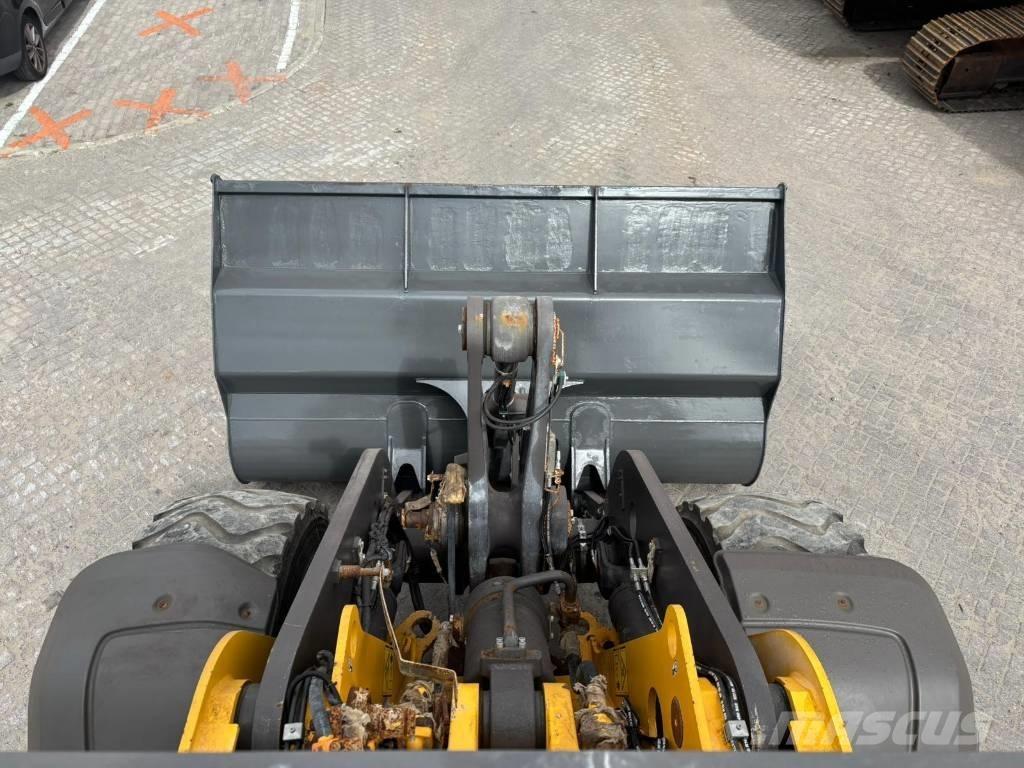 Volvo L 110 H Wheel Loaders