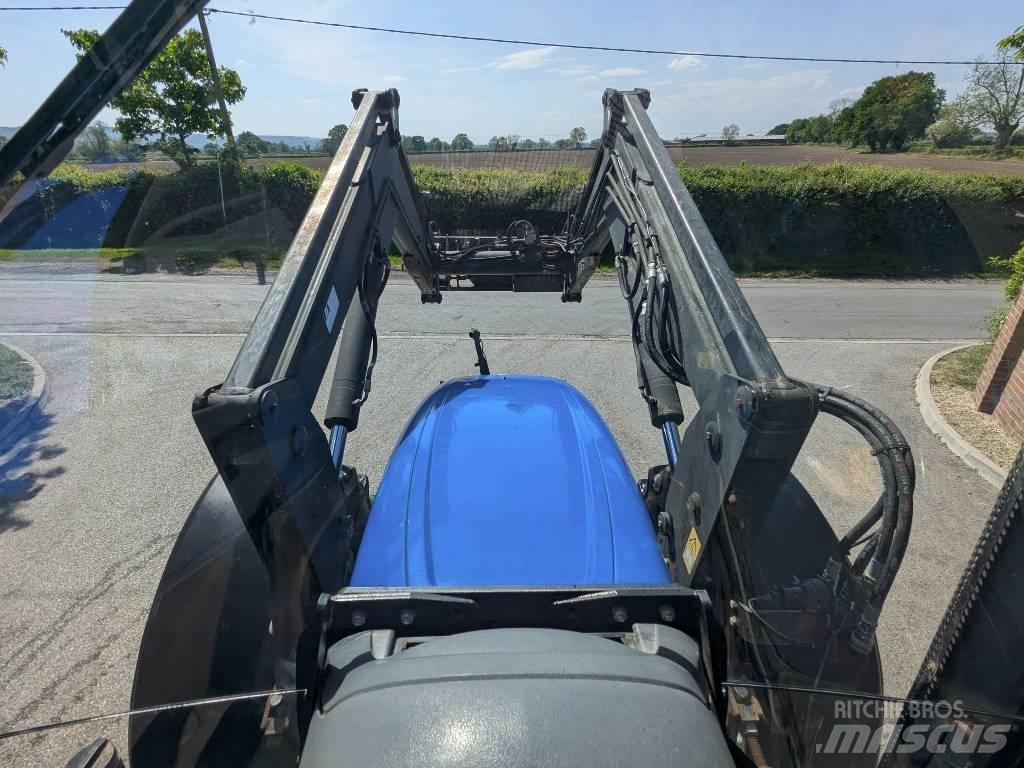 New Holland TSA115A Tractors