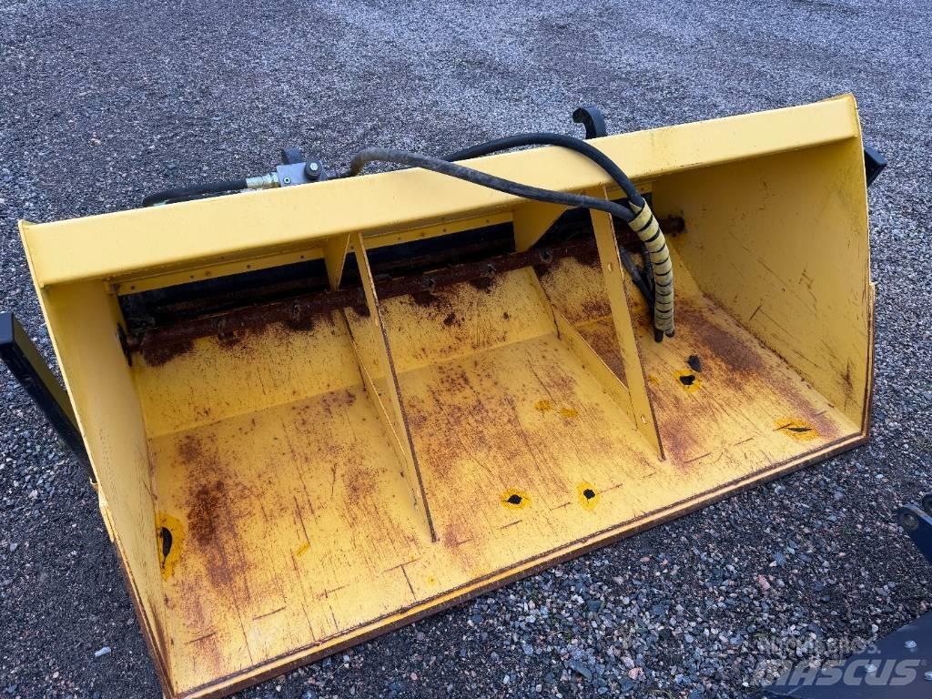 Optimal SP 1600 Sand And Salt Spreaders