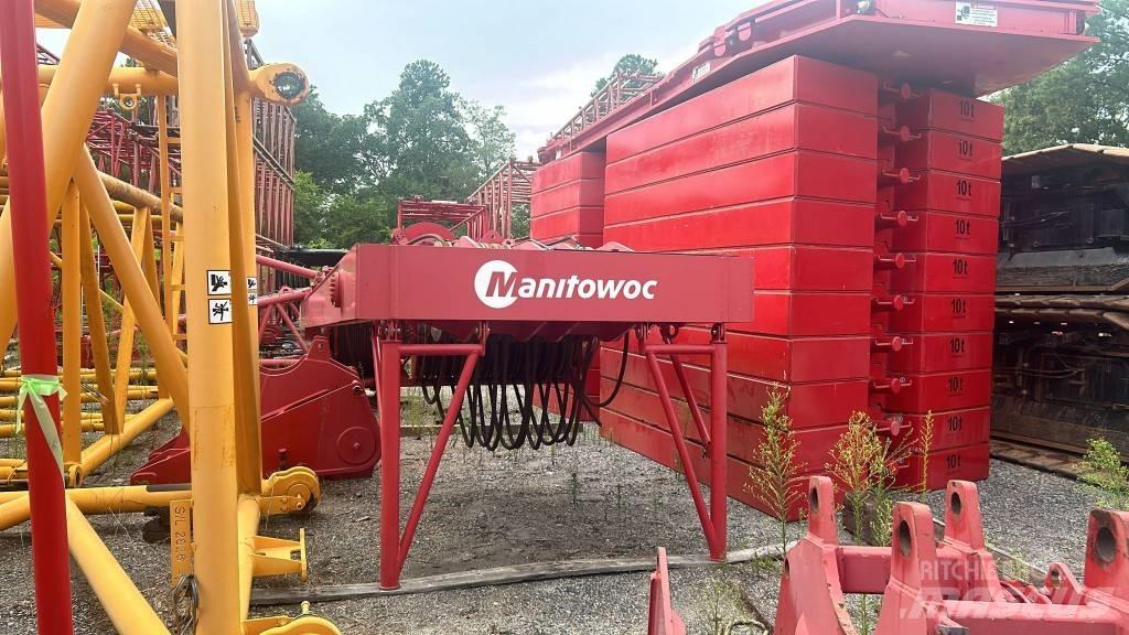 Manitowoc MLC 300 Crawler Cranes