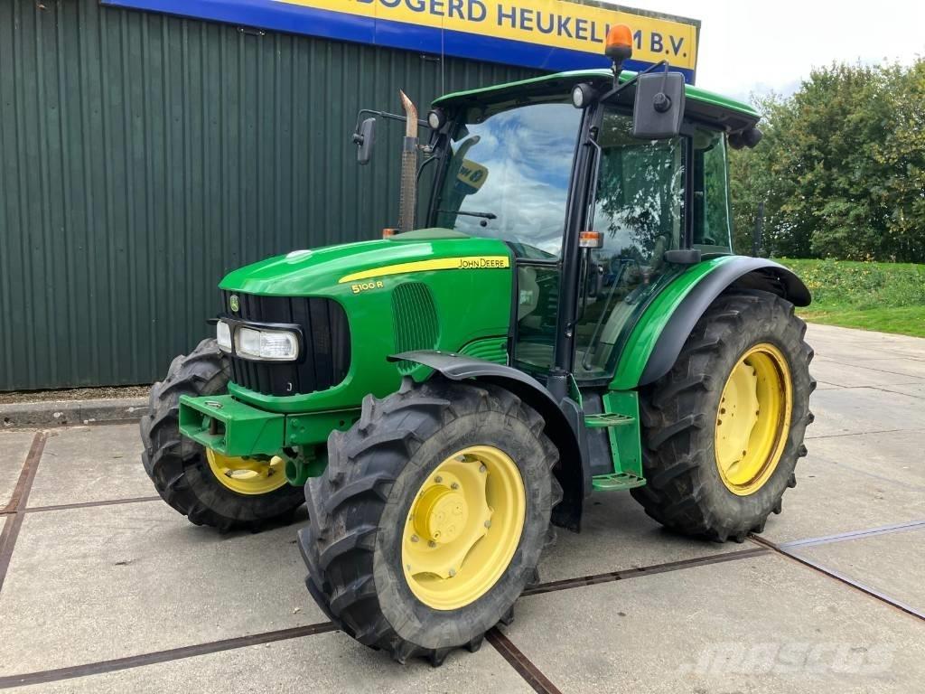 John Deere 5100 R Tractors
