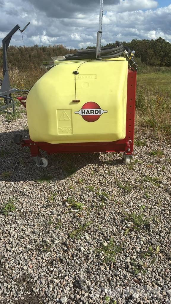Hardi Fronttank Mounted sprayers