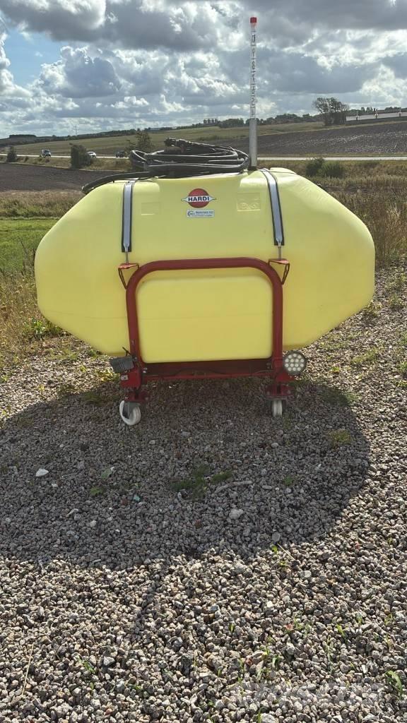 Hardi Fronttank Mounted sprayers