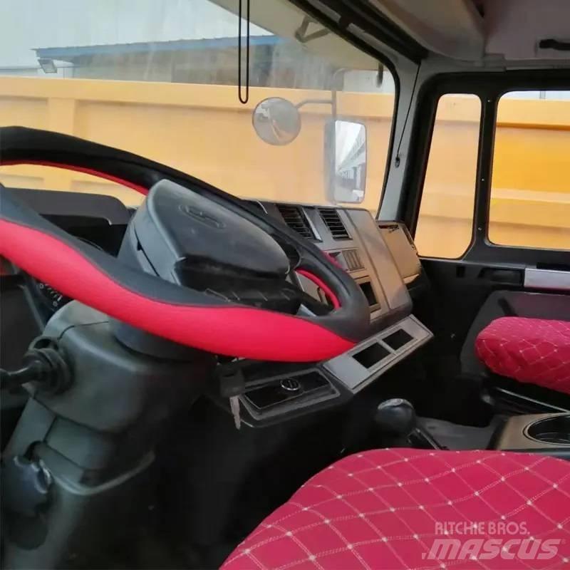 Shacman F3000 6X4 Conventional Trucks / Tractor Trucks