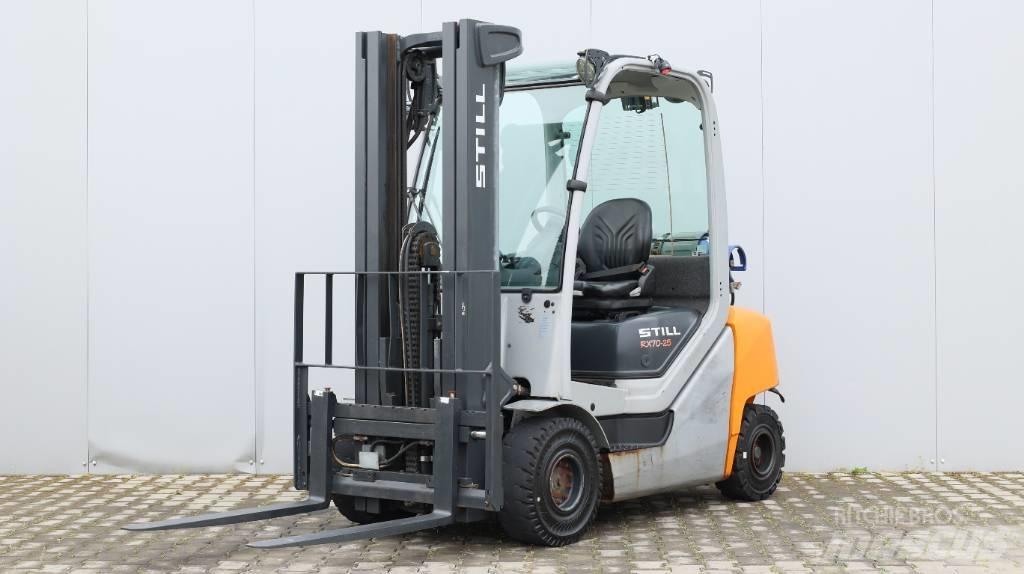 Still RX 70-25T LPG trucks
