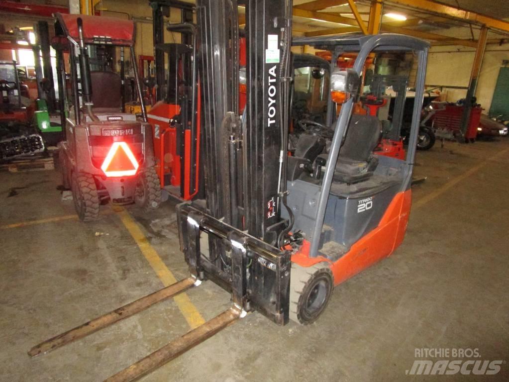 Toyota Elmotvikt Electric Forklifts