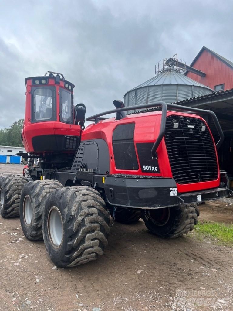 Komatsu 901 XC Harvesters