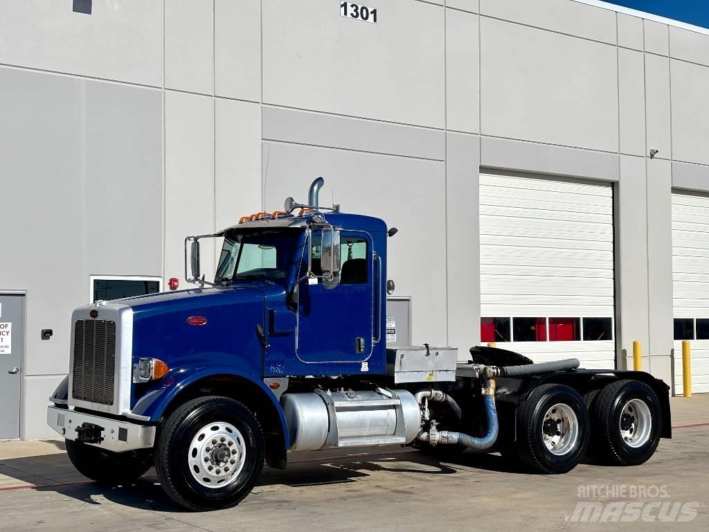 Peterbilt 365 Conventional Trucks / Tractor Trucks