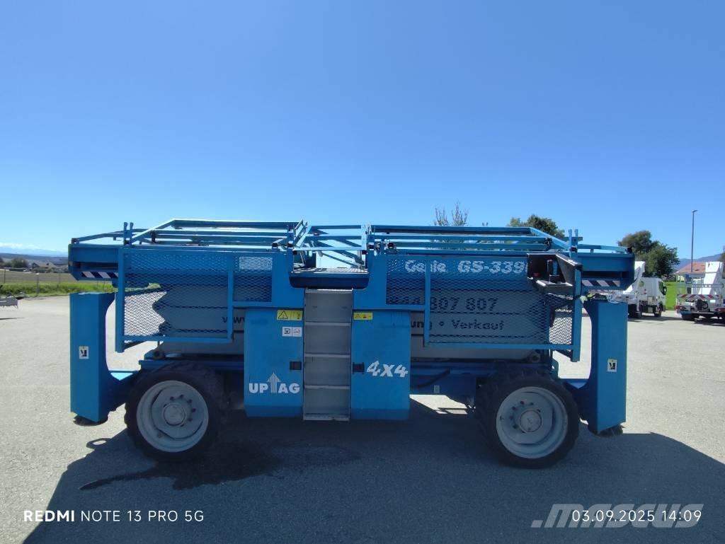 Genie GS 3390 RT Scissor Lifts