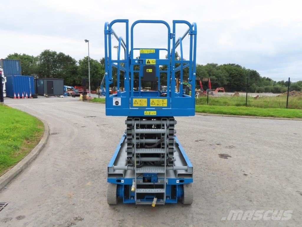 Genie GS 4047 Scissor Lifts