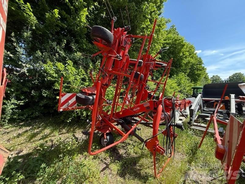Kuhn GF8702 Farm Equipment - Others