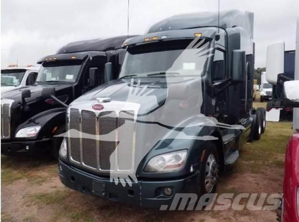 Peterbilt 579 Conventional Trucks / Tractor Trucks