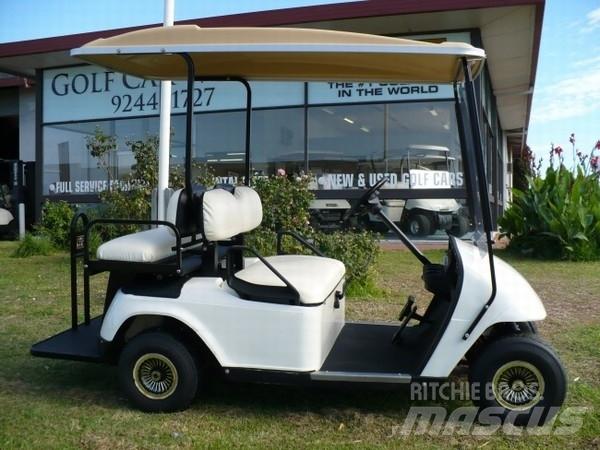 E-Z-GO TXT Golf Carts