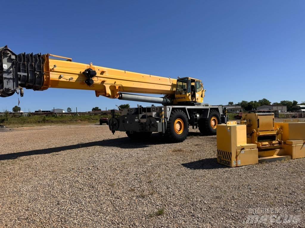 Grove RT 9130 E Rough Terrain Cranes