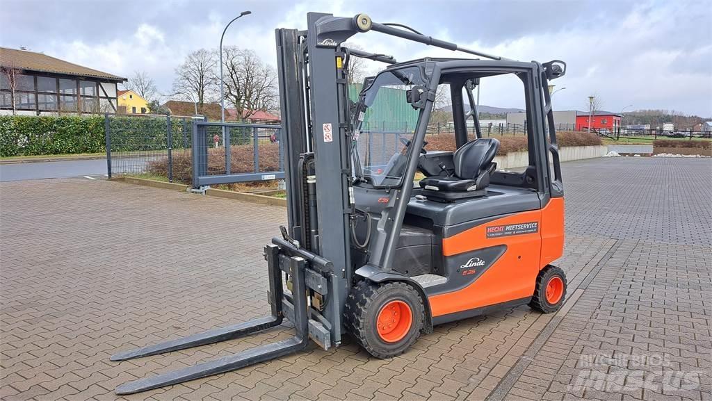 Linde E35HL Electric Forklifts